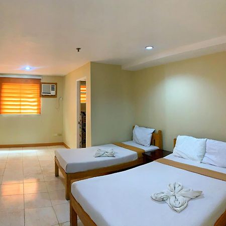 Lylie Hotel Cebu Extérieur photo