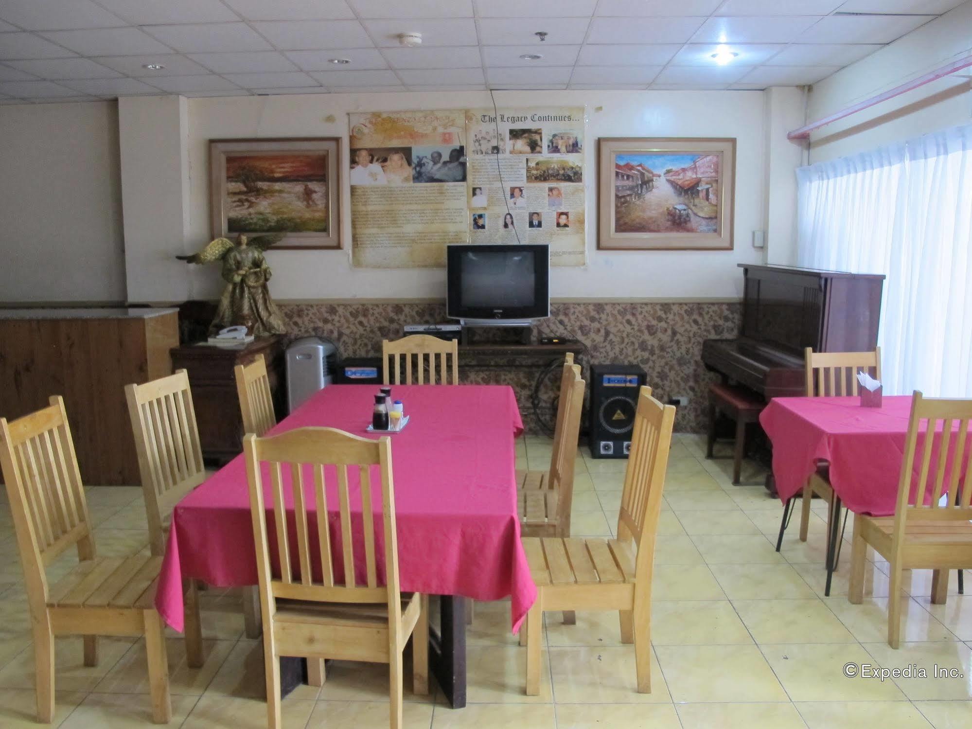 Lylie Hotel Cebu Extérieur photo